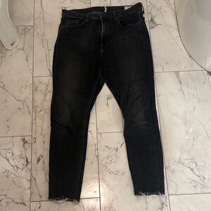 Women’s black stretchy Jeans